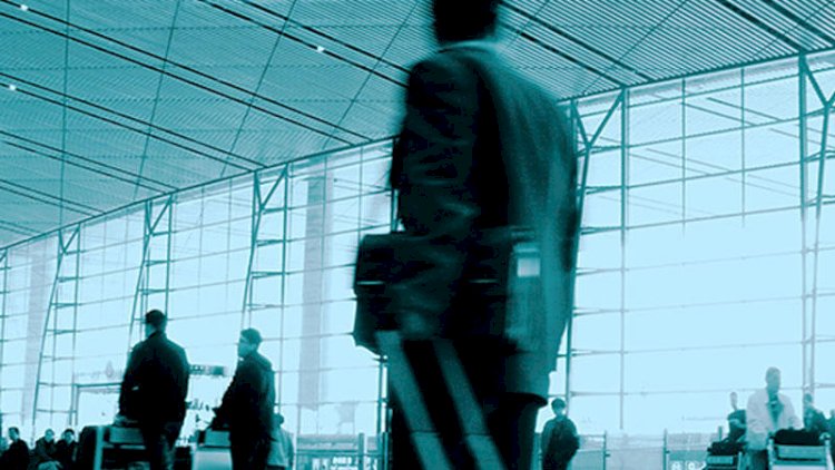    ŞOK! Azərbaycanlı 2 milyonluq qızılla aeroportda tutuldu   
