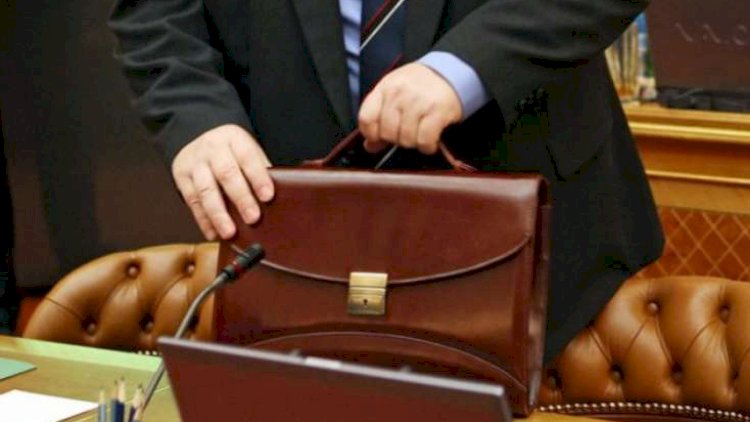    Azərbaycanda bu deputatlar nəqliyyatdan pulsuz istifadə edə   BİLMƏYƏCƏKLƏR