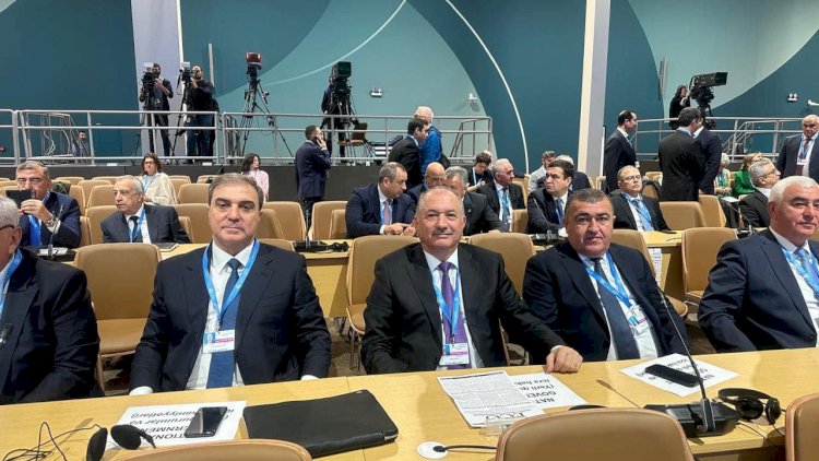    İcra başçısı mühüm görüşdə iştirak etdi - Fotolar   