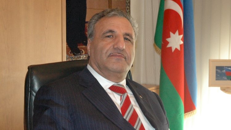    Mərhum Tağı Əhmədovun başdaşındakı FOTO   