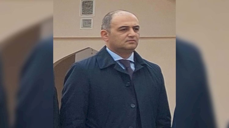    Nazir idarə rəisini işdən çıxardı   