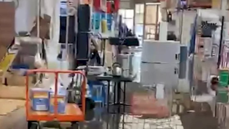    “Sədərək” ticarət mərkəzini su basdı - Video   