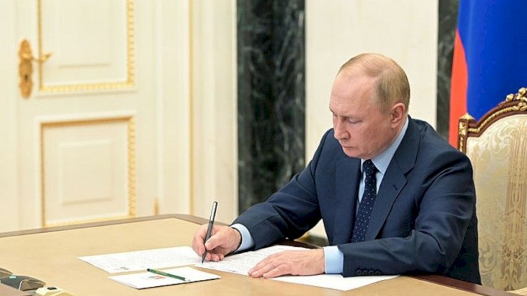    Putin Kurska müvəqqəti qubernator təyin etdi   
