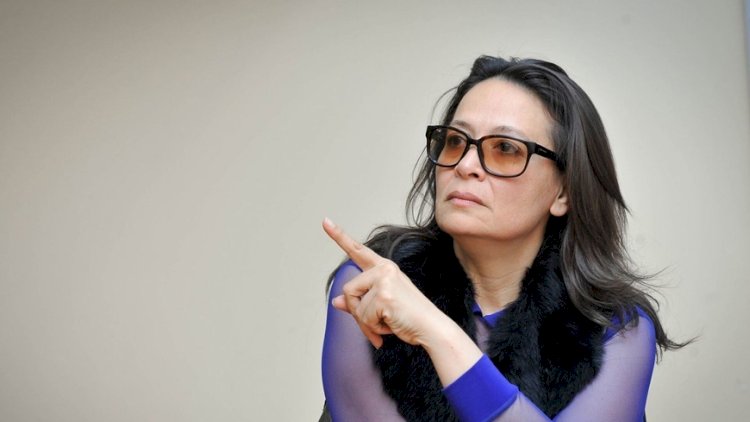   Əməkdar artist qızından imtina etdi, media orqanlarını hədələdi   