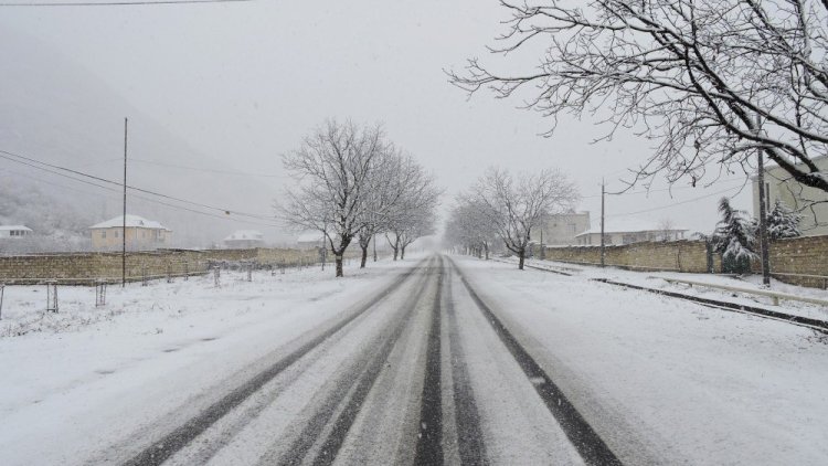    Azərbaycana qar yağır: Güclü şaxta var   