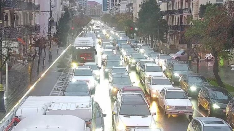    Hazırda paytaxtın hansı küçələrində tıxac var? - SİYAHI   