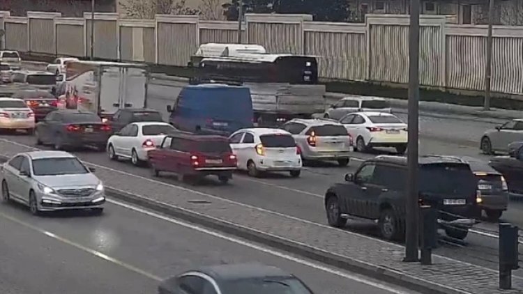    Hazırda Bakının sıxlıq müşahidə olunan küçələri - SİYAHI   