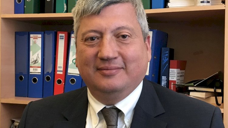    Tofiq Zülfüqarovun uşaqlıq fotosu yayıldı   