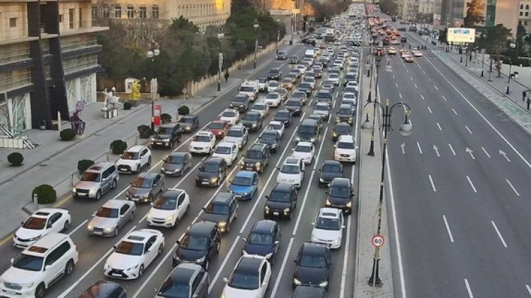    Bakının hansı küçələrində sıxlıq var - SİYAHI   