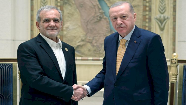    Ərdoğan Pezeşkianla görüşdü   