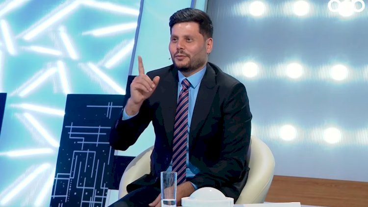    “Masaya “paçka” ilə dollar qoyurdular ki...”   