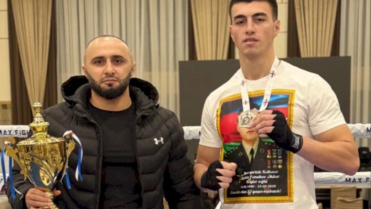    İdmançımız Gürcüstanda gümüş medal qazandı   