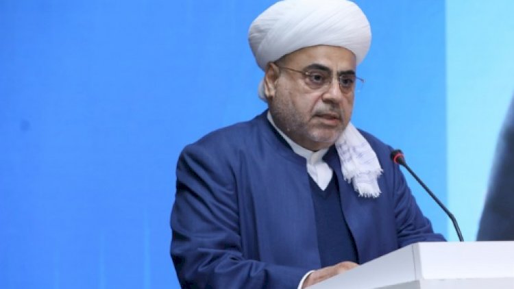    Şeyxdən ruhanilərə irad: “Geyim formasına əməl etmirlər”   