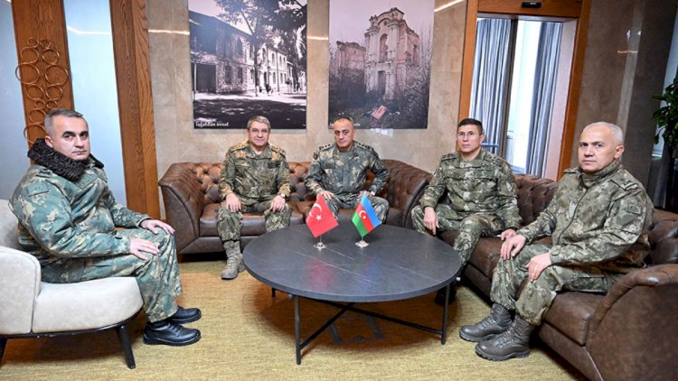    Hikmət Mirzəyev Bayraktaroğlu ilə görüşdü   