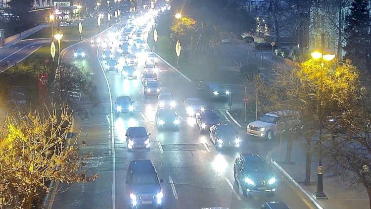    Bakının bir sıra yollarında tıxac yarandı - SİYAHI   