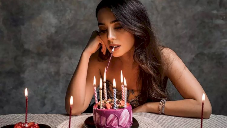    Ad günündə kefsiz olan Kəmalə - FOTO   