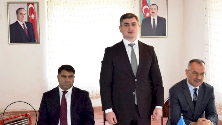    İcra başçısı qalmaqallı şəkilləri saytdan sildirdi, birini “fotoşop“latdı   