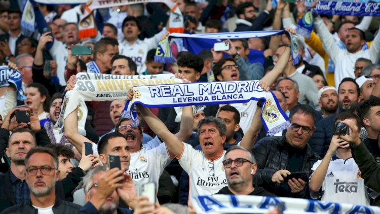    “Real Madrid” azarkeşləri Perezi tənqid edib   
