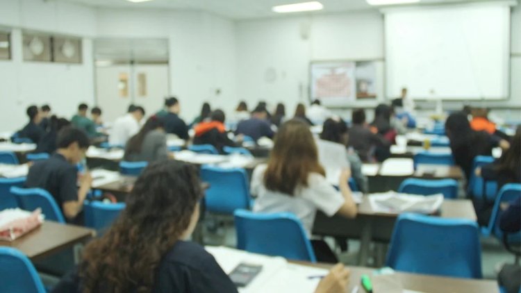    Universitet həyatında uğur qazanan bürclər   