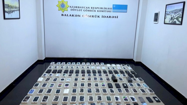    Gizli telefon alveri gömrükçülər tərəfindən ifşa olundu - FOTO   