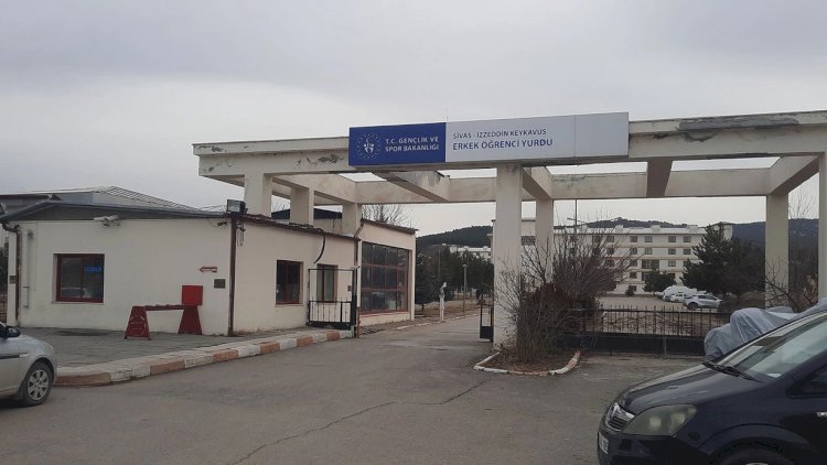    Tələbə universitetdə ölü tapılıb   