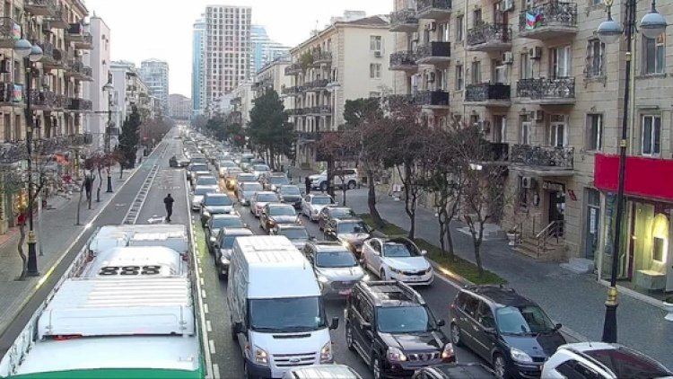    Bakının hansı küçələrində sıxlıq var? - SİYAHI   