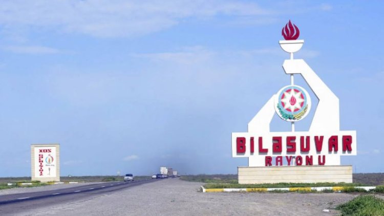    Biləsuvarda 19 yaşlı gənc mikroavtobusda bıçaqlandı   