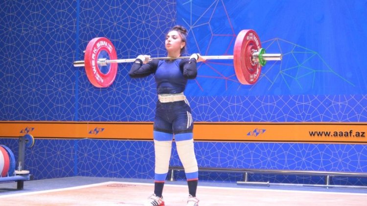    Ağırlıqqaldırma üzrə Azərbaycan çempionatında ilk günün qalibləri müəyyənləşdi   