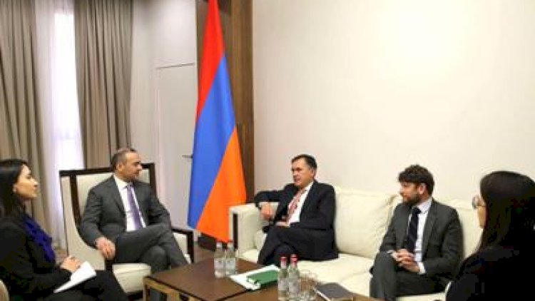    Qriqoryan Minsk qrupunun keçmiş həmsədrini qəbul etdi   