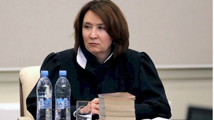    Yelena Xaxaleva Bakıda saxlanıldı   