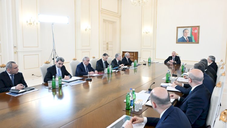    Əliyev: “Bu dırnaqarası layihənin 2 qəpiklik qiyməti yoxdur”   