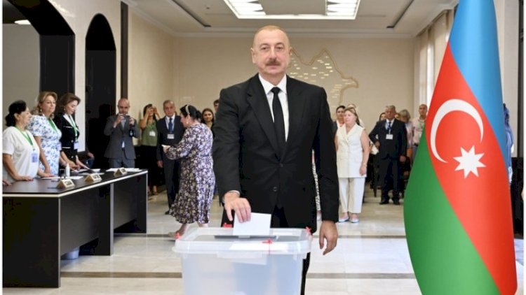    Prezident İlham Əliyev 1 saylı seçki məntəqəsində səs verdi   
