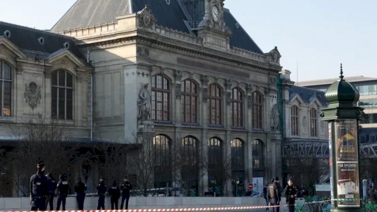    Parisdə dəmiryol vağzalında atışma: Yaralılar var   
