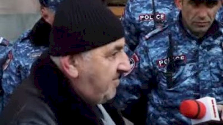    Paşinyanla görüşmək üçün hökumət binasına basqın etdi   