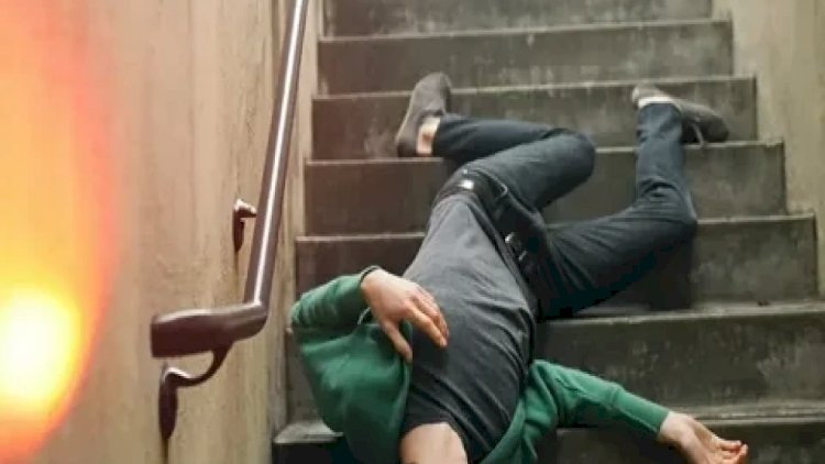    Daşkəsəndə gənc oğlan pilləkəndən yıxılaraq öldü   