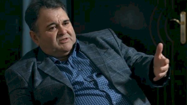    “Rusiyanı sevmirsən, Şərq meyillisən, çox gözəl, get fars dilini öyrən”   