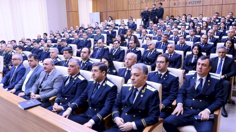    Baş prokuror onları mükafatlandırdı   