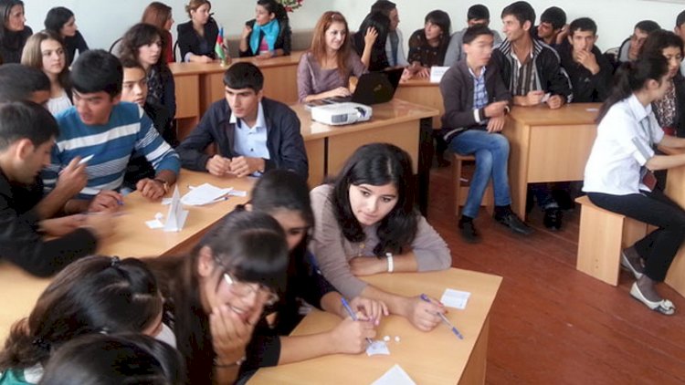    9-cu sinifdən kollecə qəbul olmaq istəyənlərin nəzərinə:   Martın 5-dək...