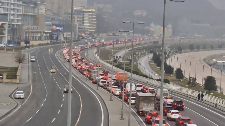    Bakının hansı küçələrində sıxlıq var? - SİYAHI   