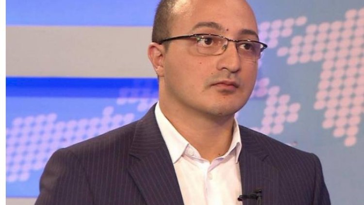   Politoloqa DİA-da vəzifə verildi   