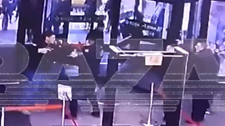    Moskvada ticarət mərkəzində atışma - Yaralılar var   
