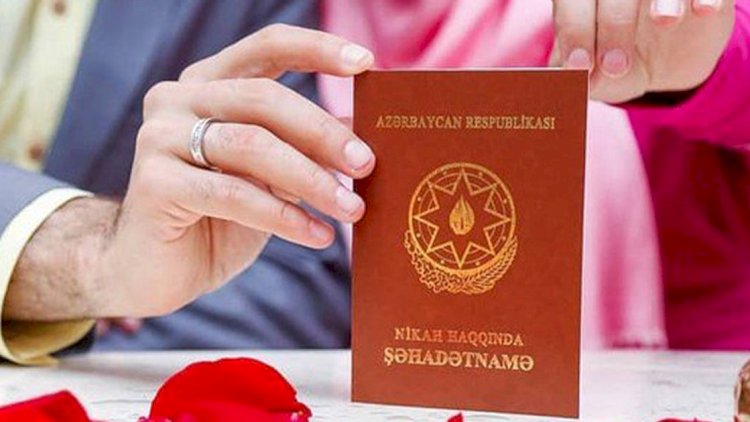    Tanınmış müğənni üçüncü dəfə ailə quracaq   - Foto