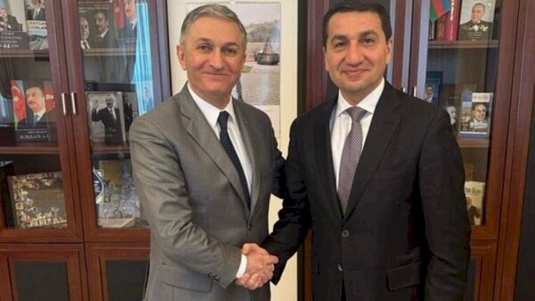    Hikmət Hacıyev Fələstin səfiri ilə görüşdü   