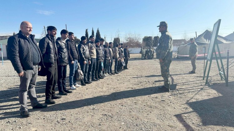    Hərbi vəzifəlilərlə növbəti təlim toplanışı başlayıb   