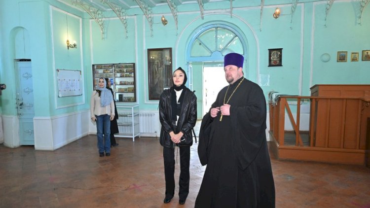    Mehriban Əliyeva Gəncədə Aleksandr Nevski adına Rus Pravoslav kilsəsində oldu   
