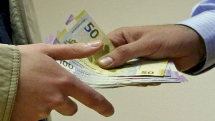    Xırdalanda “qaraçı seyid” tutuldu: Dua oxuyub pula bərəkət gətirirmiş... -   İLGİNC TƏFƏRRÜAT