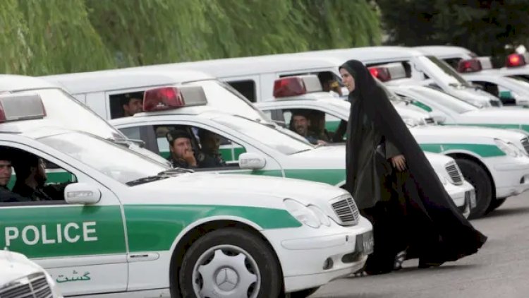    İran əxlaq polisini ləğv edir   