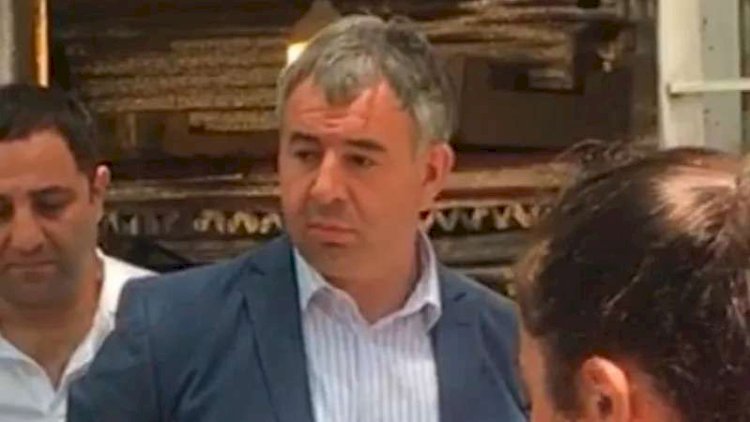    Rəisin 1.7 milyon borcu var   
