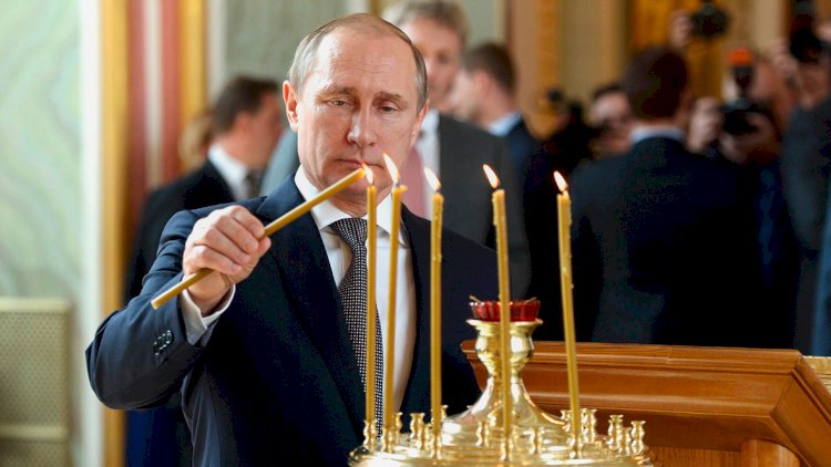    “Putin yaralı Tramp üçün kilsədə dua edib”   
