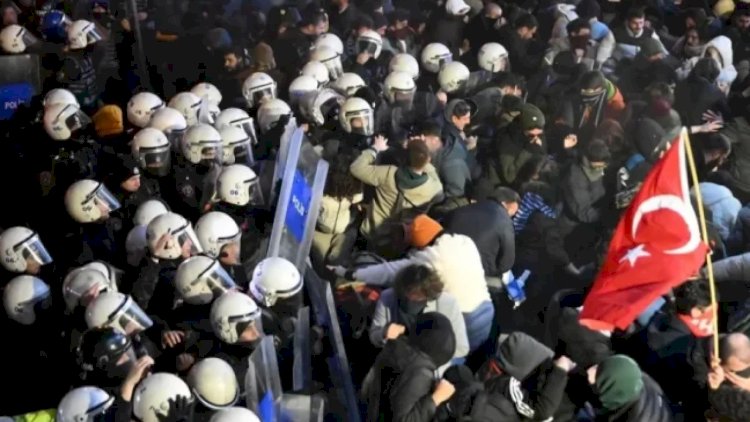    Türkiyədə 343 nəfər saxlanılıb   